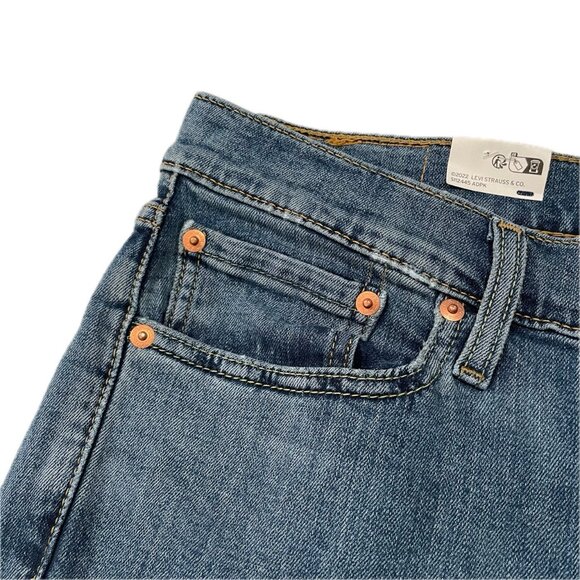 NWT  33x30 Mens Levi's 541 Athletic Taper Jeans - Picture 2 of 6